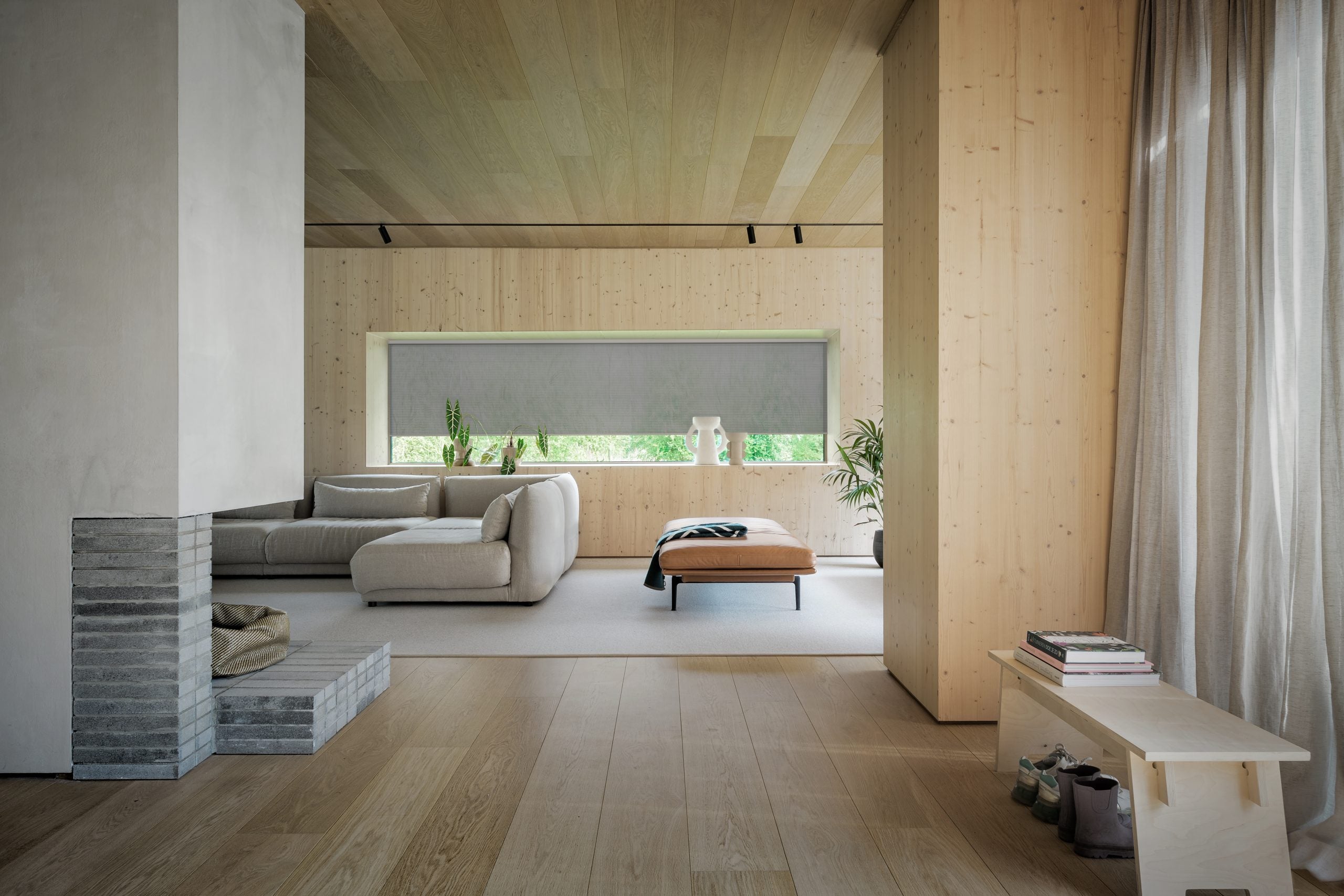Roller Blinds & Roman Binds