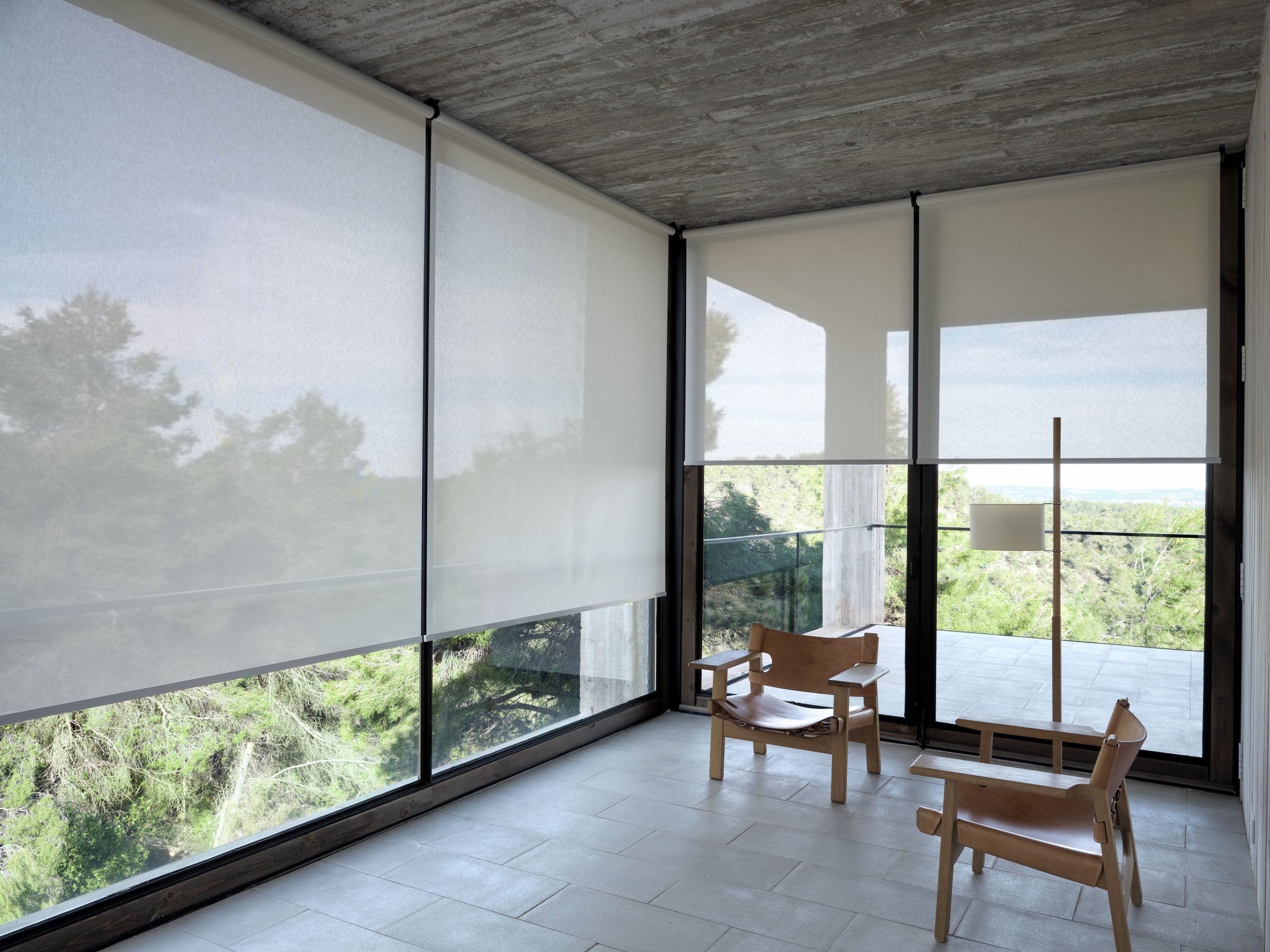 Roller Blinds & Roman Binds